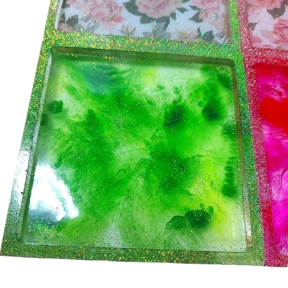 Handcrafted Resin Coaster Set Of 4 - Picture 4 of 5